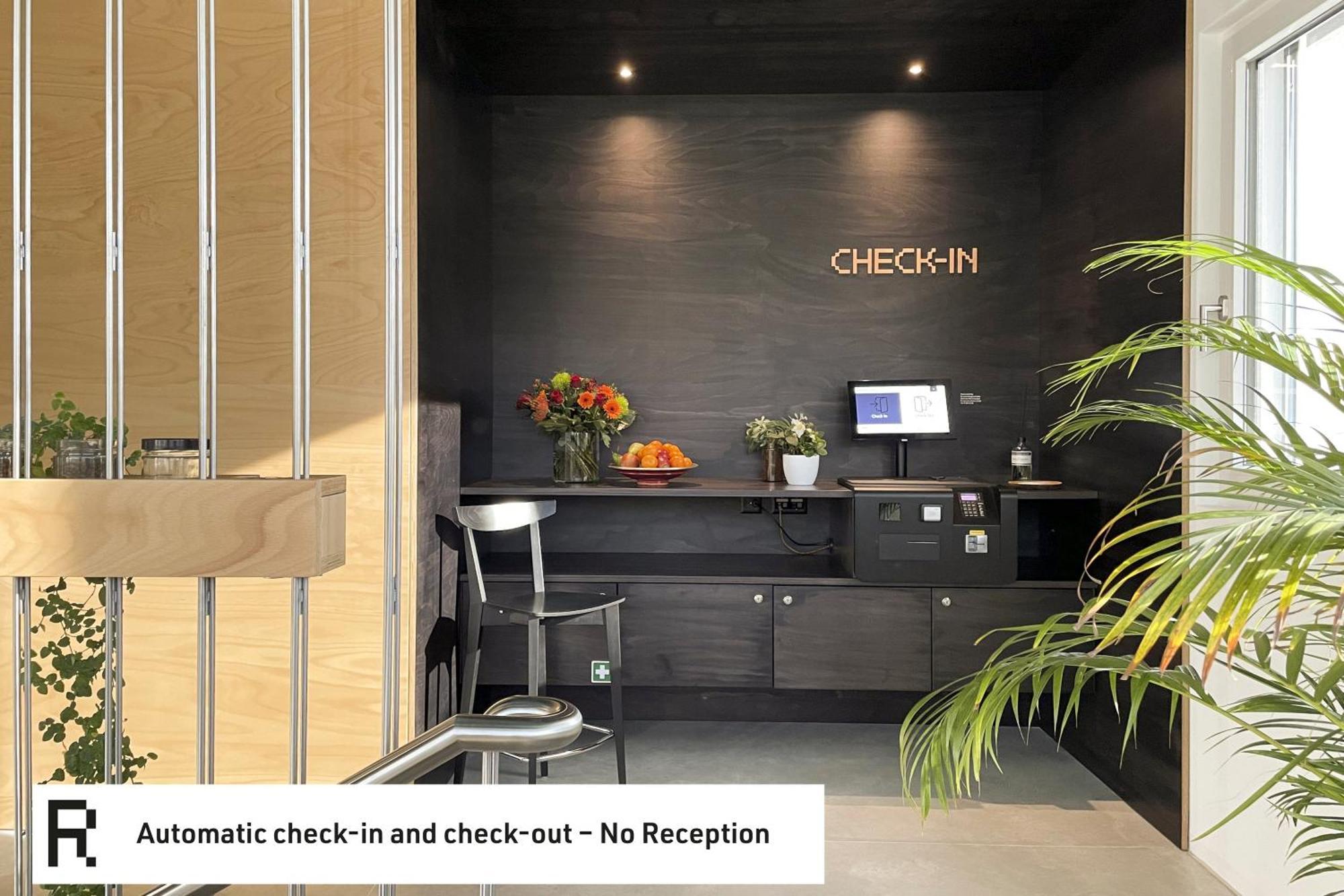 Riva Rooms & Studios - Check-In 24Hr Minusio Exterior photo
